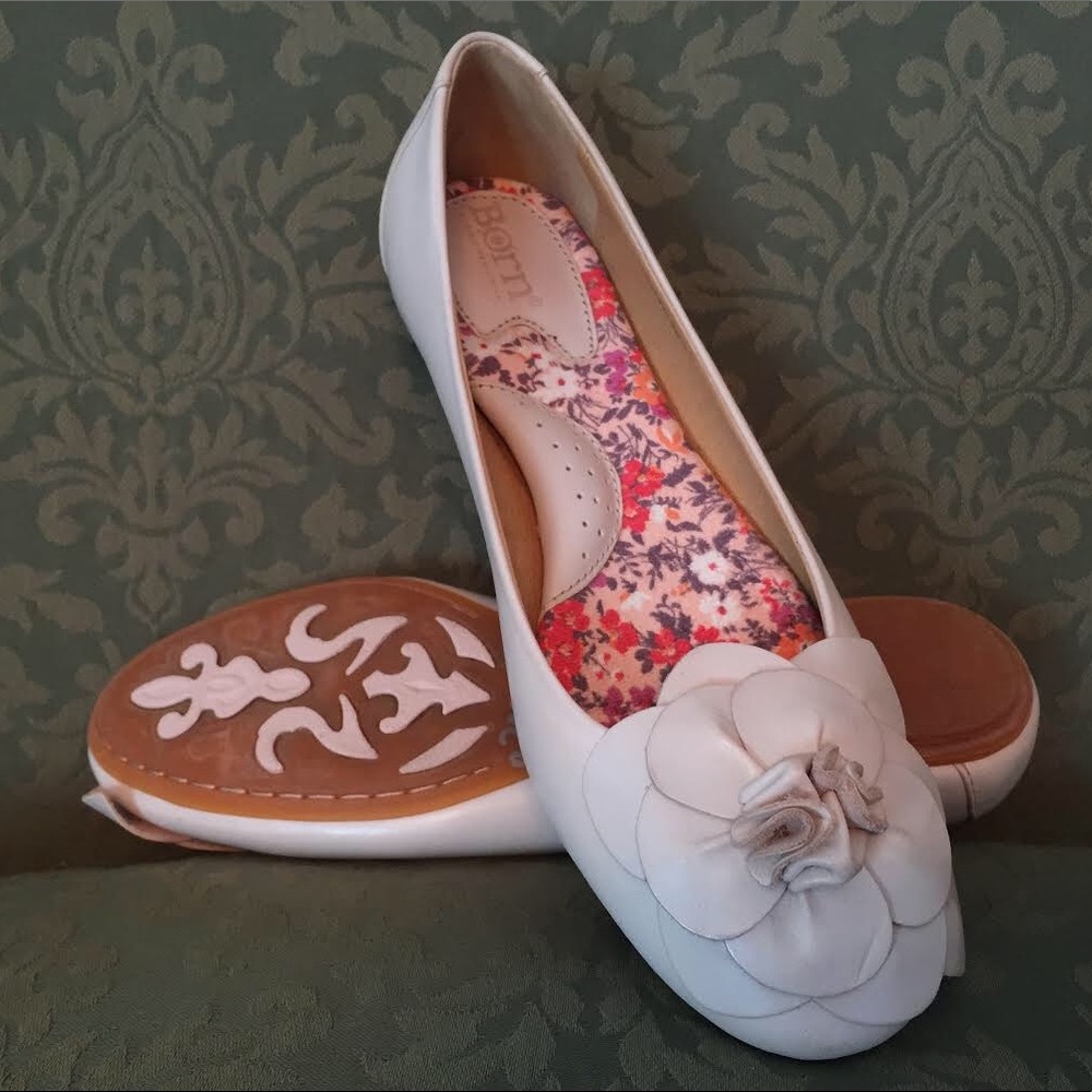 Like new Born pearl blush ballet flats